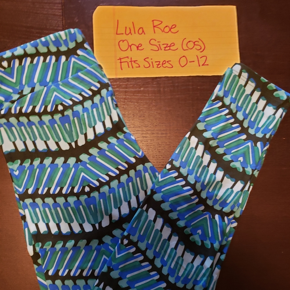 Sizes 0-12 one size os NEW Lula roe leggings